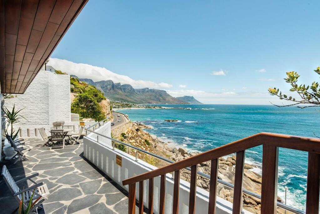 קייפטאון Bantry Bay Home With Atlantic Ocean Views מראה חיצוני תמונה